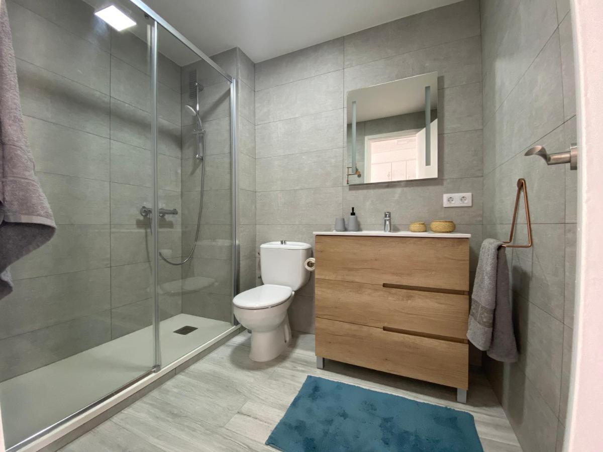 Amazing 2 Bedroom Apartment With Big Sun Terrace Sitges Centre Beach Exterior foto